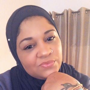 Meet your Posher, Zakeda